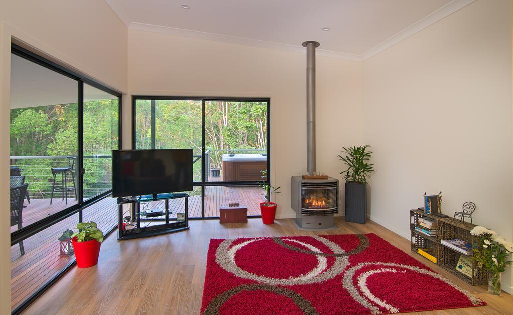 Babbling Brook Retreat Villa Limpinwood Room photo